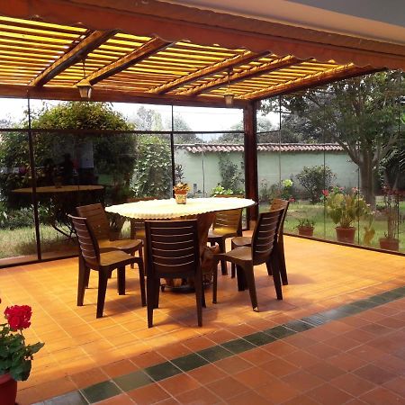 Quinta La Gardenia Hotel Puembo Exterior foto
